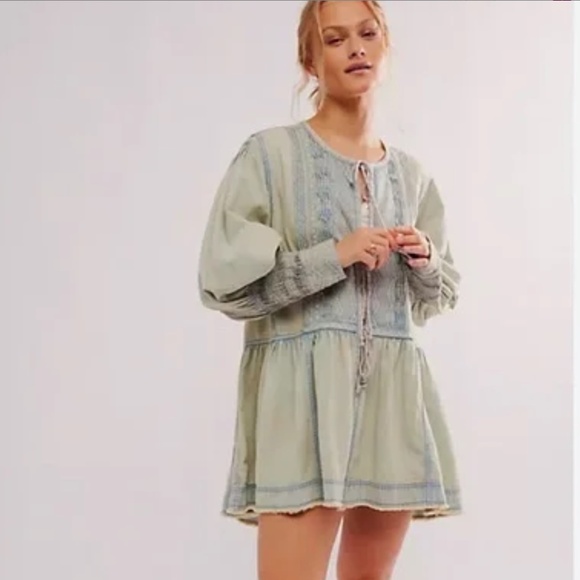 Free People Sweet Summer Bed Jacket in Light Chambray Combo sz  medium EUC - Picture 1 of 9